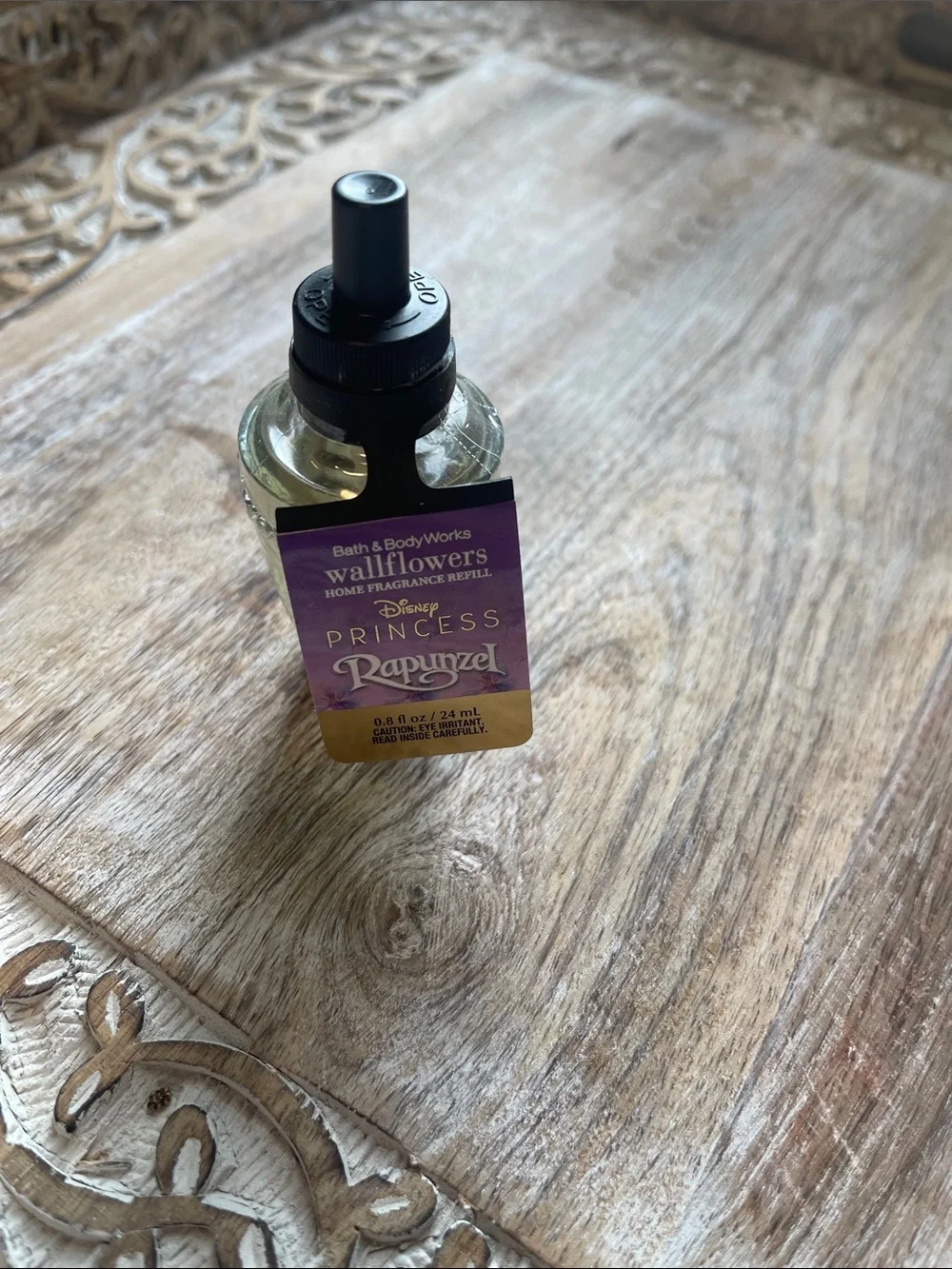 Bath & Body Works Princess Rapunzel Wallflowers Refill - Purple & Gold